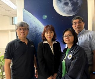 eb5ac9d1-a990-4c26-b3ee-2f095eaa8b41